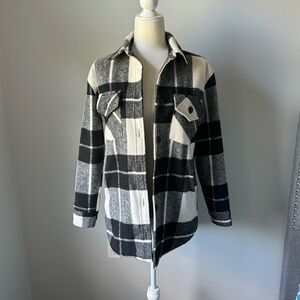 ✨Last Chance✨ Thread & Supply Plaid Shacket in black / white